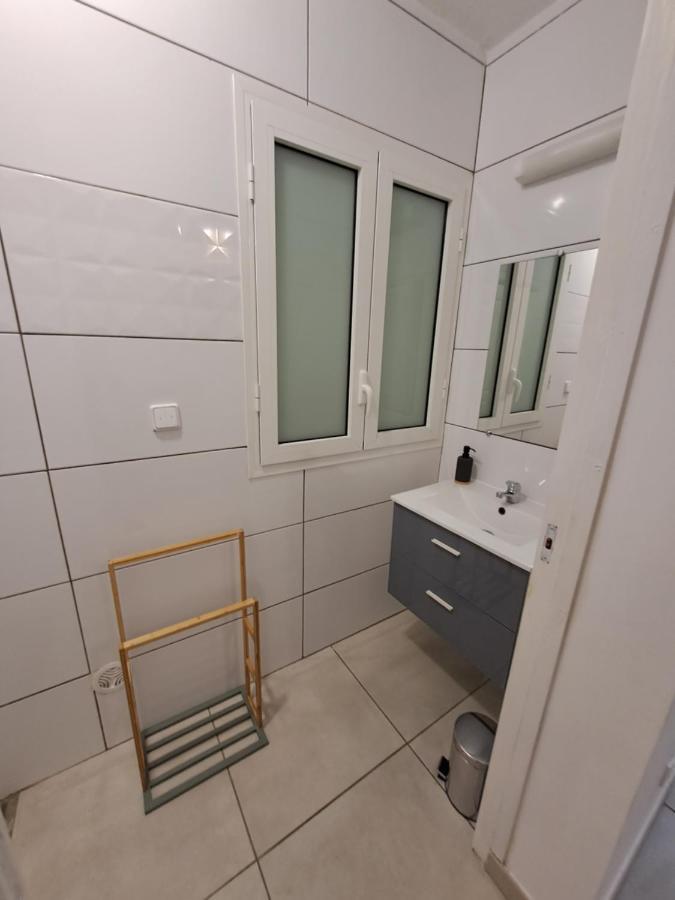 Logement Cosy T2, Centre Ville De Saint-Pierre Dış mekan fotoğraf