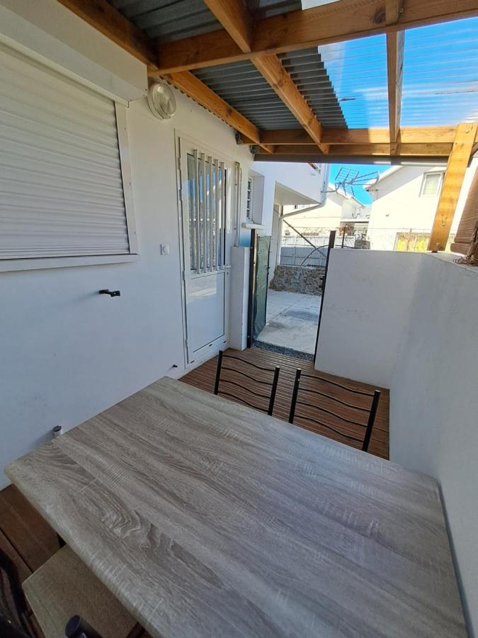 Logement Cosy T2, Centre Ville De Saint-Pierre Dış mekan fotoğraf